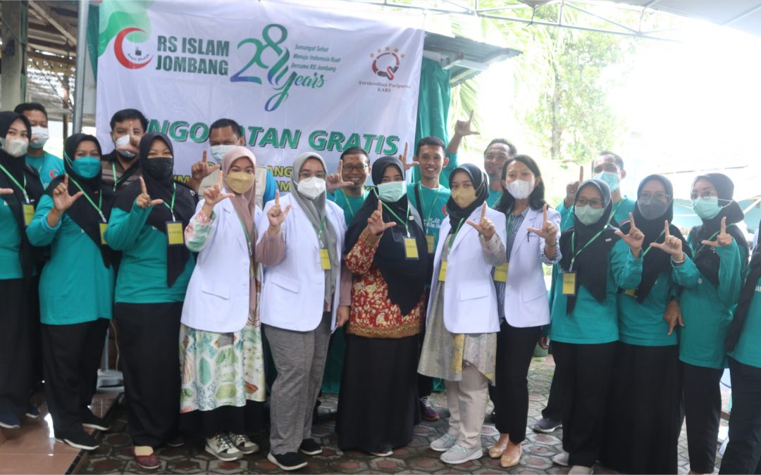 Pengobatan Gratis Di Desa Sambong Dukuh Jombang Dalam Rangka Milad RS Islam Jombang Ke-28 th